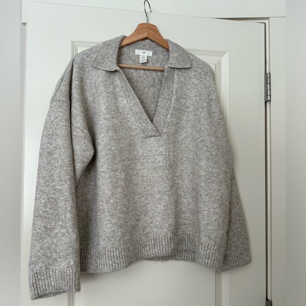 H&M Sweater